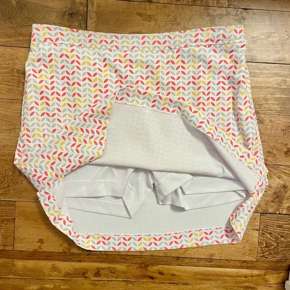 Cracked Wheat Pink and Orange Golf Skort - Picture 3 of 6